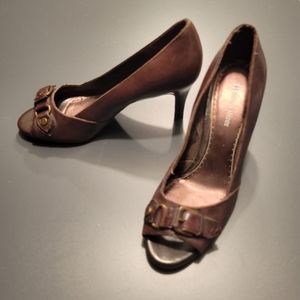 Naturalizer Brown Leather Peep Toe Heels | 8